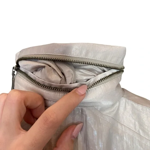 Chico’s Metallic Silver Windbreaker / Waterproof Jacket - Picture 11 of 14